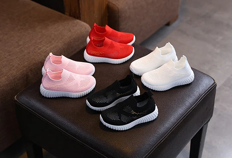 Children Running Sneakers Boys Girls Casual Mesh Breathable Anti-Slip Walking Patchwork Tenis Toddler Soft Soled Girls Shoes