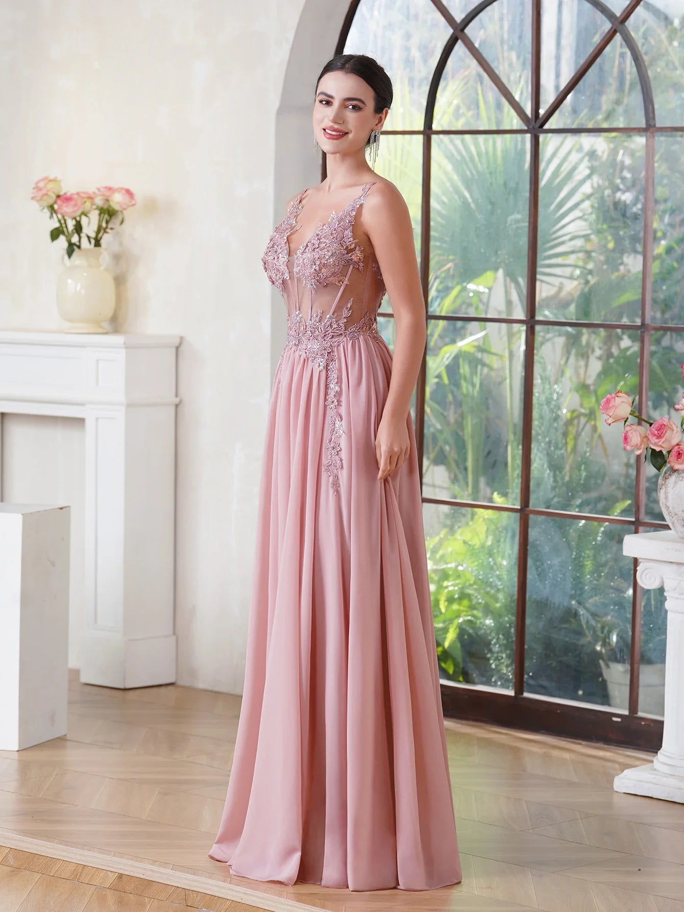Dusty Pink Sheer Evening Dresses Lace Applique Spaghetti Straps V-Neck Backless Prom Dress Chiffon A-Line 2025 Formal Party Gown