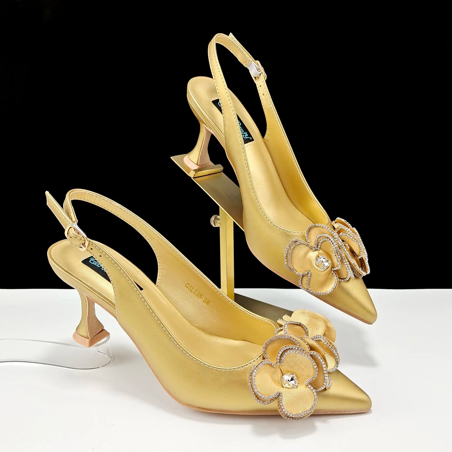 Women's Pointed Toe Shoes and Bag Flower Decoration Simple and elegant party style Suitable for party and daily use