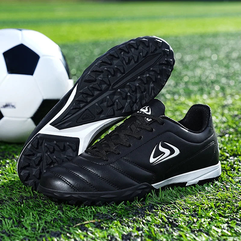 New Men Football Boots Futsal Soccer Shoes TF FG Grass Cleats Comfortable Outdoor Training Shoes Match Breathable Sport Indoor