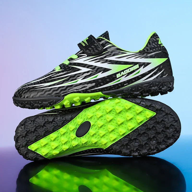 New Kid Professional Football Boots Soccer Shoes Match Boys Sports Shoes Comfortable Sneakers Match Outdoor Non-Slip Unisex