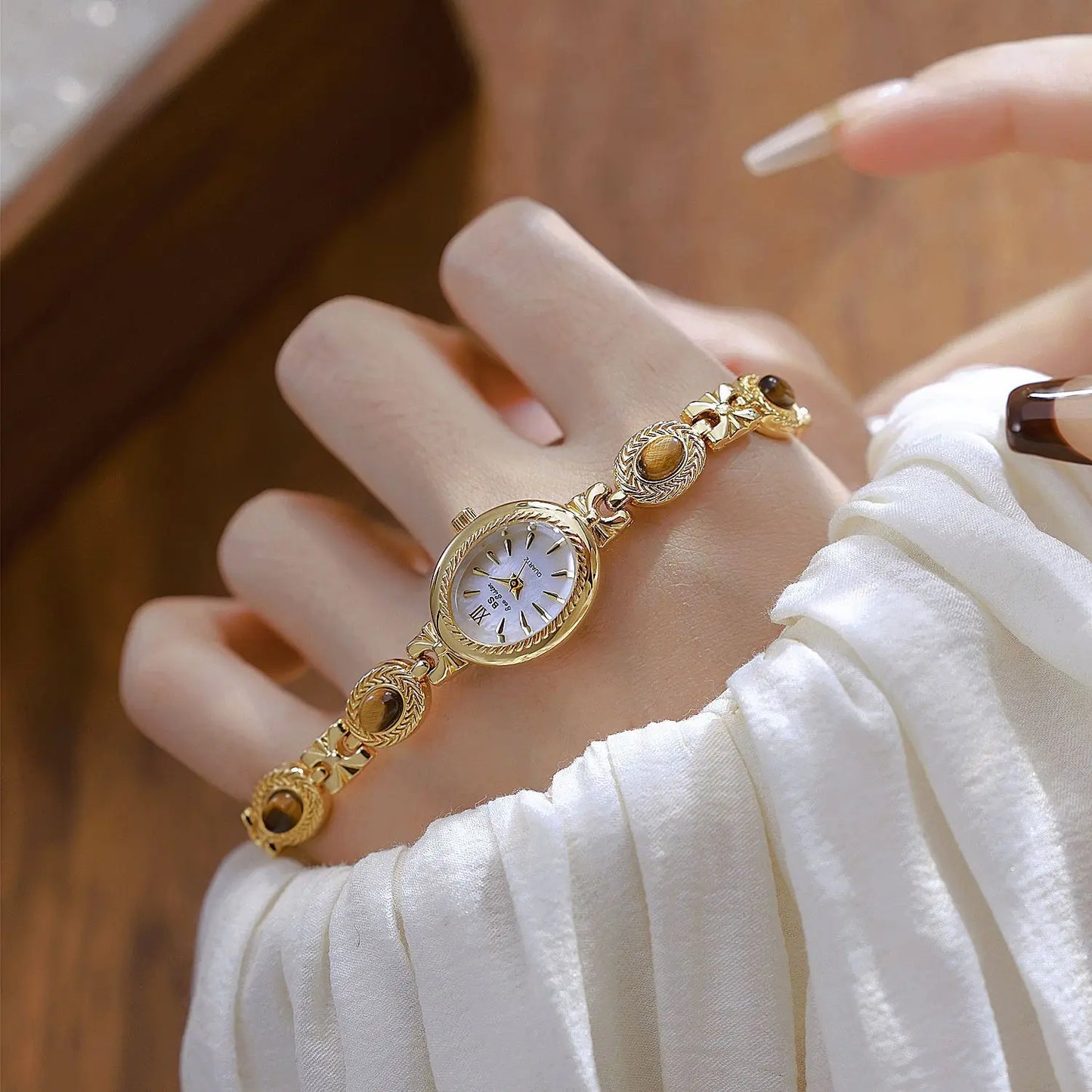 Oval Gold Women Watches Luxury Brand Dress Casual Quartz Small Dial Ladies Wrist Watches Rhinestone Gold Watches for Women 2025