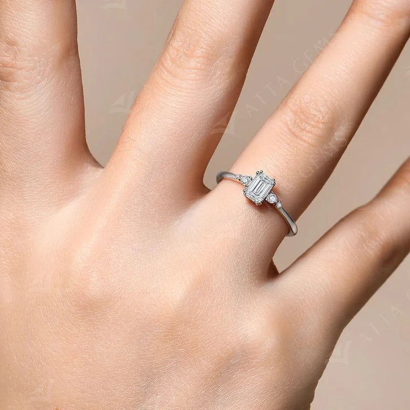New Emerald Cut 0.6CT Moissanite Diamond Ring for Women DVVS1 Color Classic Engagement Wedding Fine Jewelry Luxury Gift