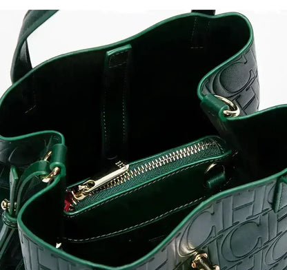 Large Capacity Handbag Luxury Brand Temperament Letter Print with Lock Design 2025 Trendy Women's Crossbody Bag