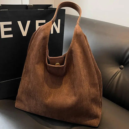 Korean suede bucket bag, women's casual commuting shoulder tote bag, autumn/winter 2025 new underarm set bag
