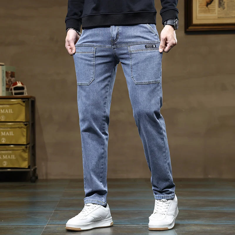 Calça Jeans Masculina Solta de Pernas Retas com Design Versátil de Seis Bolsos, Elástica e Confortável para Atividades ao Ar Livre, Caminhadas, Todas as Estações
