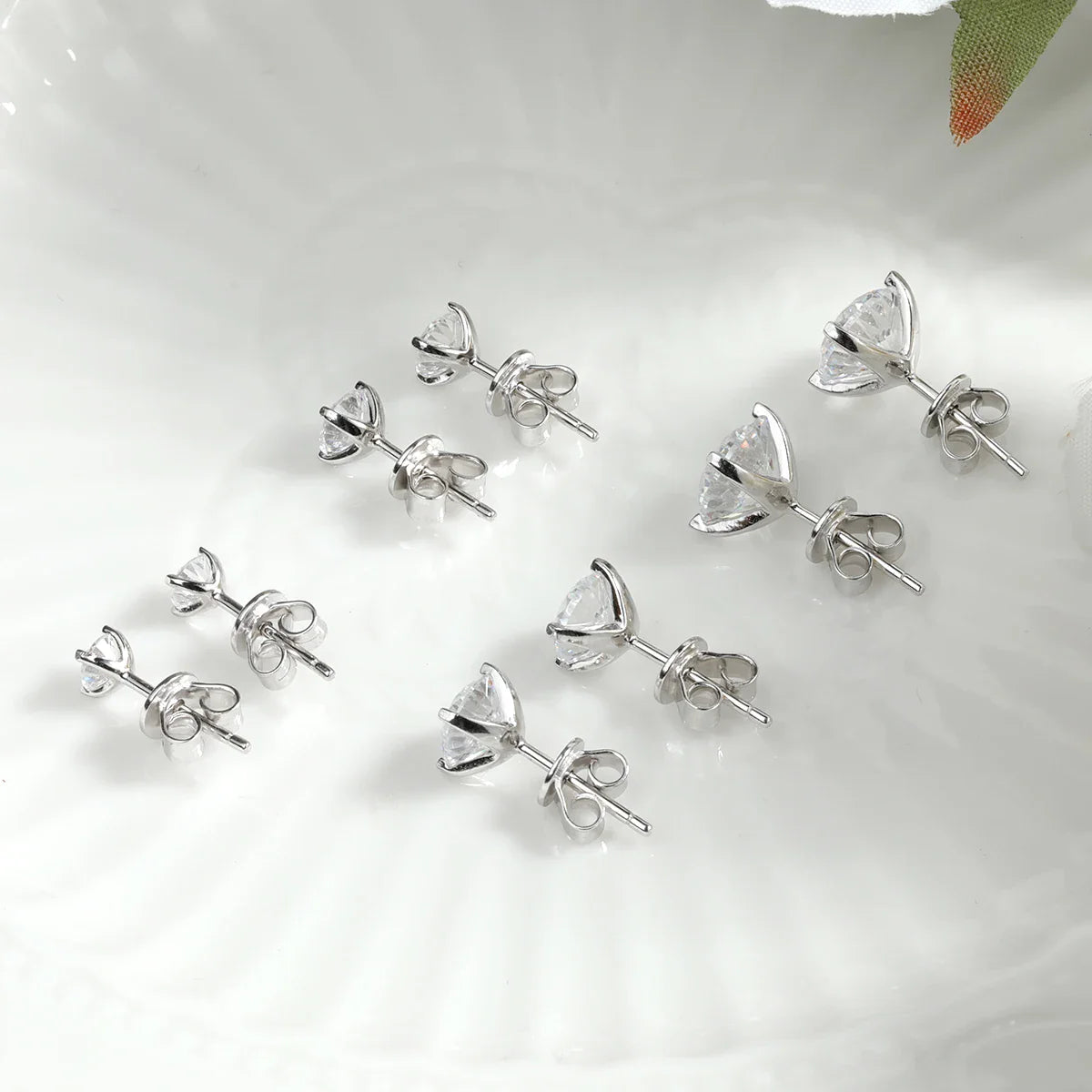 Moissanite Earring 0.2-2ct D VVS1 GRA Certified Lab Diamond 4 Claw s925 Sterling Silver Stud Earrings for Women Man