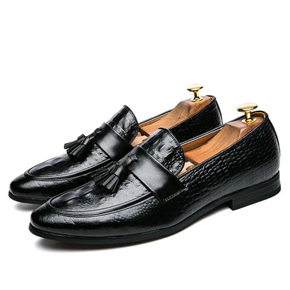 Brand New Mens Casual Shoes Lazy Pointed Leather Shoes Comfortable Sneakers Zapatos De Hombre Snake Skin Dresses 38-47