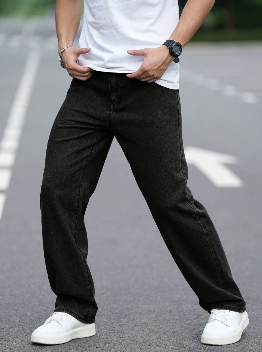 Men's Durable Black Relaxed-Fit Jeans Mid-Waist Comfort Street Style Essential Urban Pants