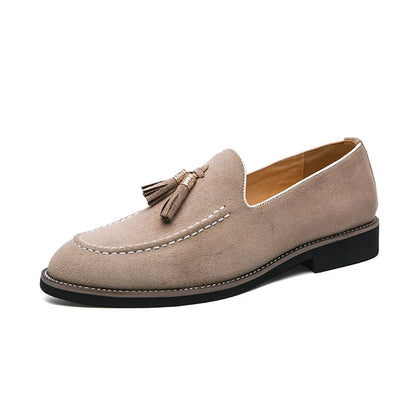 Mocassins com Borla Versão Coreana Masculinos Tamanhos Grandes 37-47 Verdes Sapatos Masculinos de Couro Camurça da Moda Sapatos Sociais Sapatos Masculinos para Dirigir