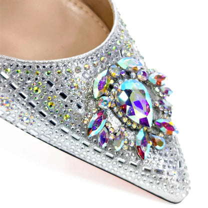 Sapatos e Bolsa Nigerianos de Salto Alto para Mulheres na Cor Vermelha, Conjunto de Bolsa com Strass com Design Italiano para Casamento