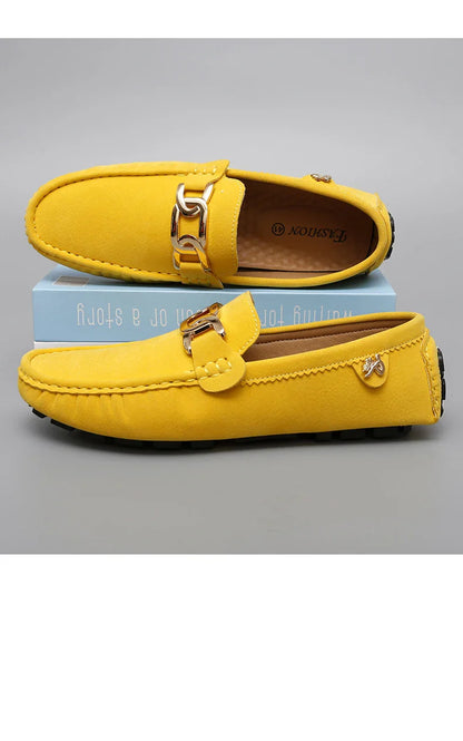 Sapatos Masculinos 2025 Novos Feitos à Mão Gorro Sola Macia Slip-On Casual Sapatos Preguiçosos Respiráveis ​​Trbottomy Mais Fáceis de Combinar Tamanho Grande