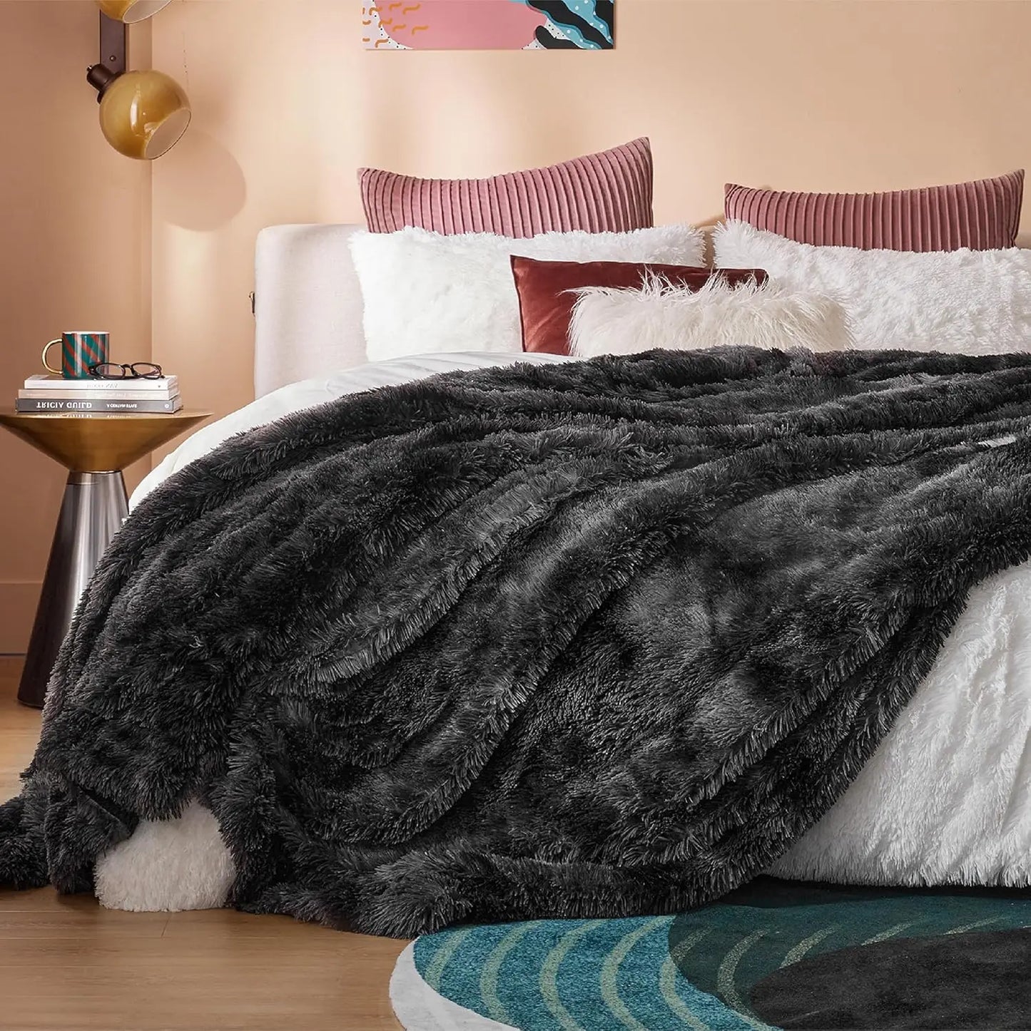 King Size Fluffy Tie Dye Black Blanket, Thick Sherpa Faux Fur Fleece Bedding for Winter Warmth, Cozy Gift 108x90