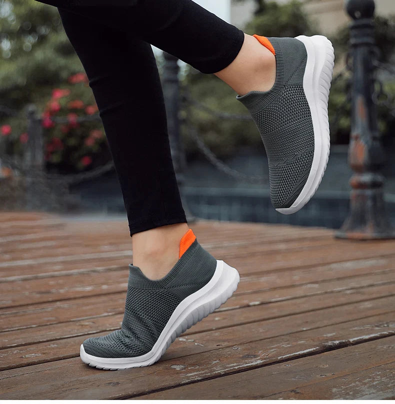Unisex Men Women Casual Shoes Soft Sole Slip-On Sneakers Men Women Running Shoes Women Lightweight Loafers Walking Male Footwear
