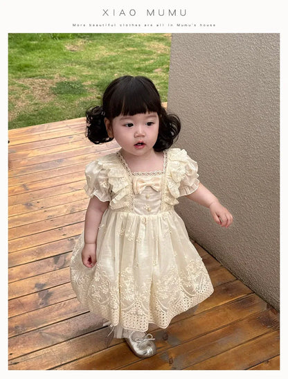 Vestido de princesa Lolita francês para meninas, vestido novo estilo verão para um ano de idade, lindo vestido branco de manga curta para menina fofa