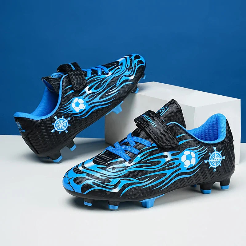 New Kids Low Top Soccer Shoes Boys Football Cleats Boys Lightweight Training Boots Youth Breathable Comfortable Football Sneaker