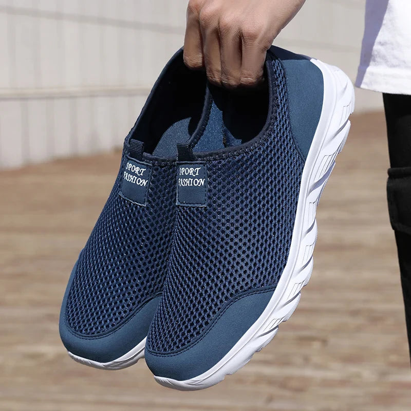 Lightweight Men Casual Shoes Breathable Slip on Male Casual Sneakers Anti-slip Men's Flats Outdoor Walking Shoes Size 38-46