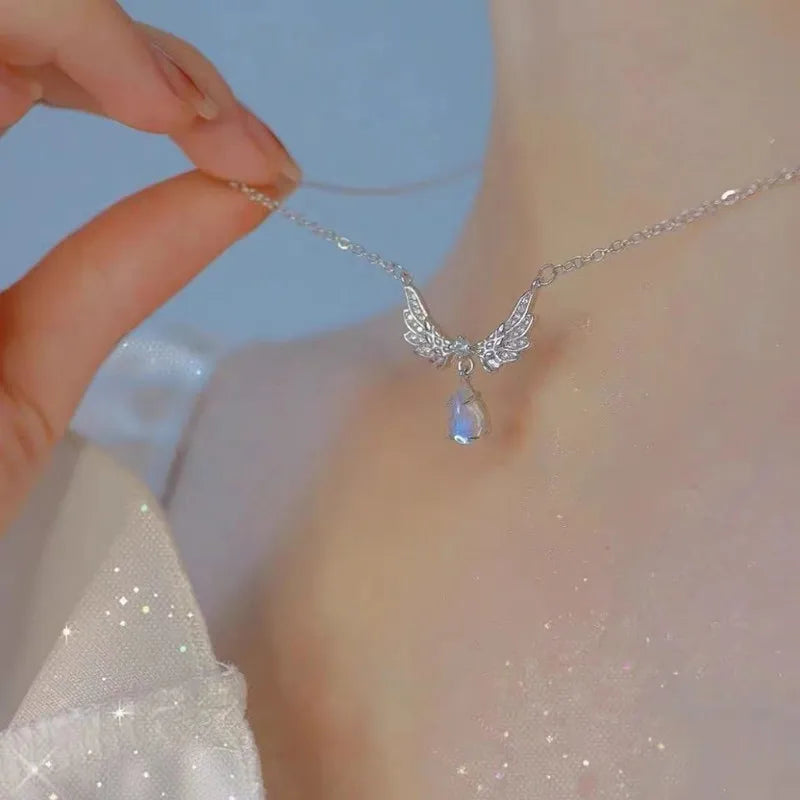 Heart Shape Pendant Necklaces Silver Color 5A Cubic Zirconia Minimalist Style Clavicle Chain Women And Girl Jewelry