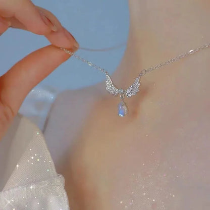 Heart Shape Pendant Necklaces Silver Color 5A Cubic Zirconia Minimalist Style Clavicle Chain Women And Girl Jewelry