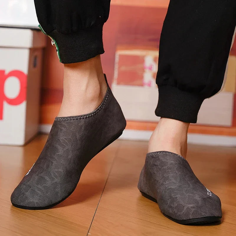 Men's Shoes Breathable Thin Bottom Light Driving Loafers Casual Socks Shoes Men Slippers Comfortable Walking Mens Shoes
