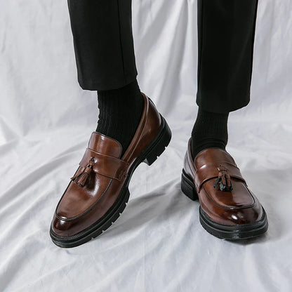 Men's Dress Shoes Classic Social Brogues Casual Leather Shoes For Men Formal Office Wedding Shoes Male Tassel Leather Loafer Man
