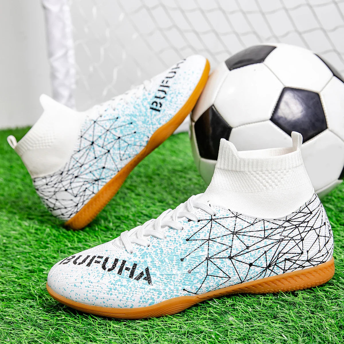 Men Soccer Shoes TF High-quality Breathable Unisex Football Boots Professional Sneakers Ultralight Match Hot Sale Women Match