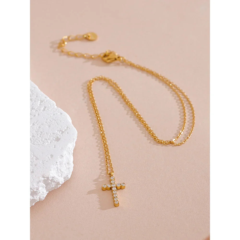 Delicate Shiny Cubic Zirconia 316L Cross Pendant Necklace for Women Stainless Steel High Quality Jewelry Water Resistant
