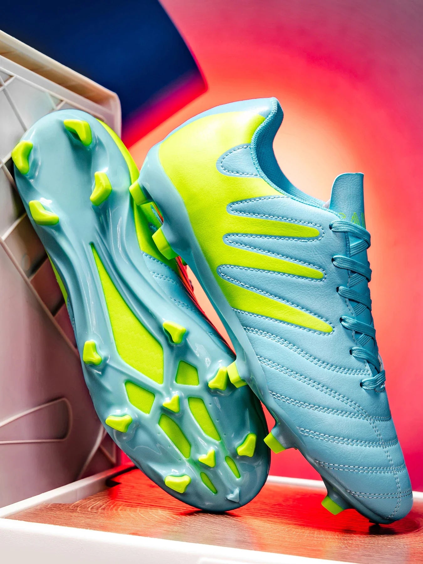 AG FG Outdoor Soccer Boots Breathable PU Fabric Upper TPU Reinforced Sole Wear Resistant Boys Girls Professional Football Shoes
