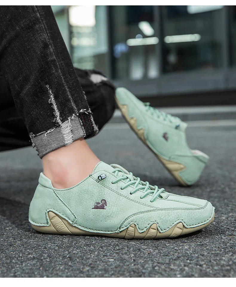 Men's shoes four season new plus size casual shoes fashion low-top soft sole breathable outdoor shoes men's sports walking shoes