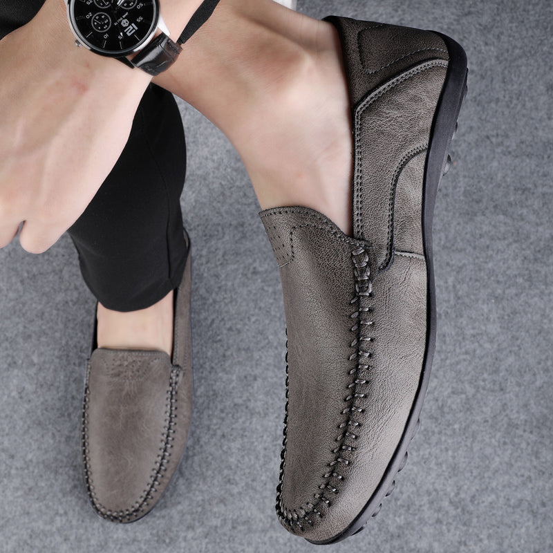 Fashion Men Casual Leather Shoes Luxury Italian Soft Men Loafers Handmade Moccasins Men Breathable Slip on Boat Shoes Plus Size
