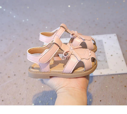 Girls Summer Sandals Toe-covered Anti-kick 2025 Brand New Children Flat Sandals Princess INS Hot Trend Toddler Clog Shoes I03055
