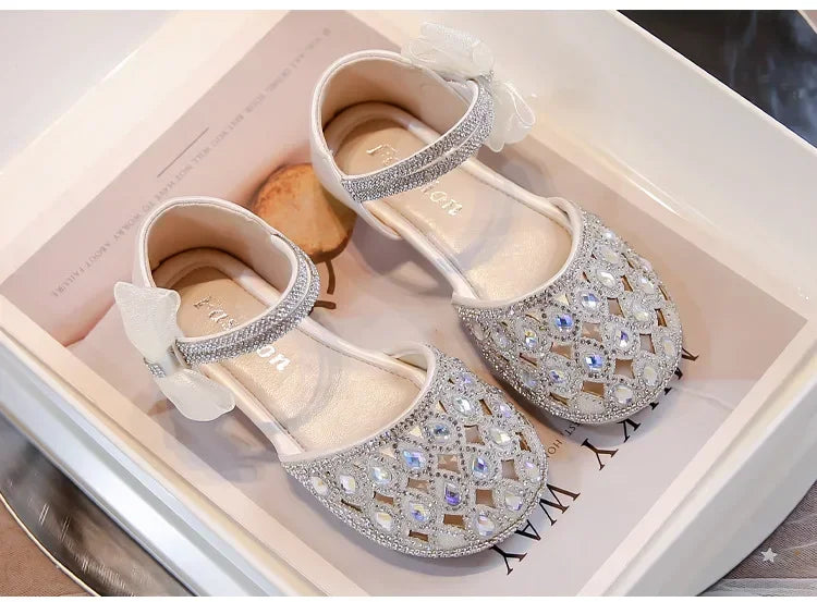 Girls Sandals Shiny Crystal Ins Trendy 2025 Summer New Kids Princess Shoes Mesh Lace Bows Girls Dance Shoes Elegant Hollowed-out