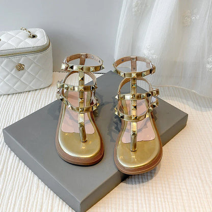 Summer New Kids Sandals Girls Princess Rivet Sandals Soft Children Beach Shoes Fashion Roman Sandals Size 26-36 Versatile