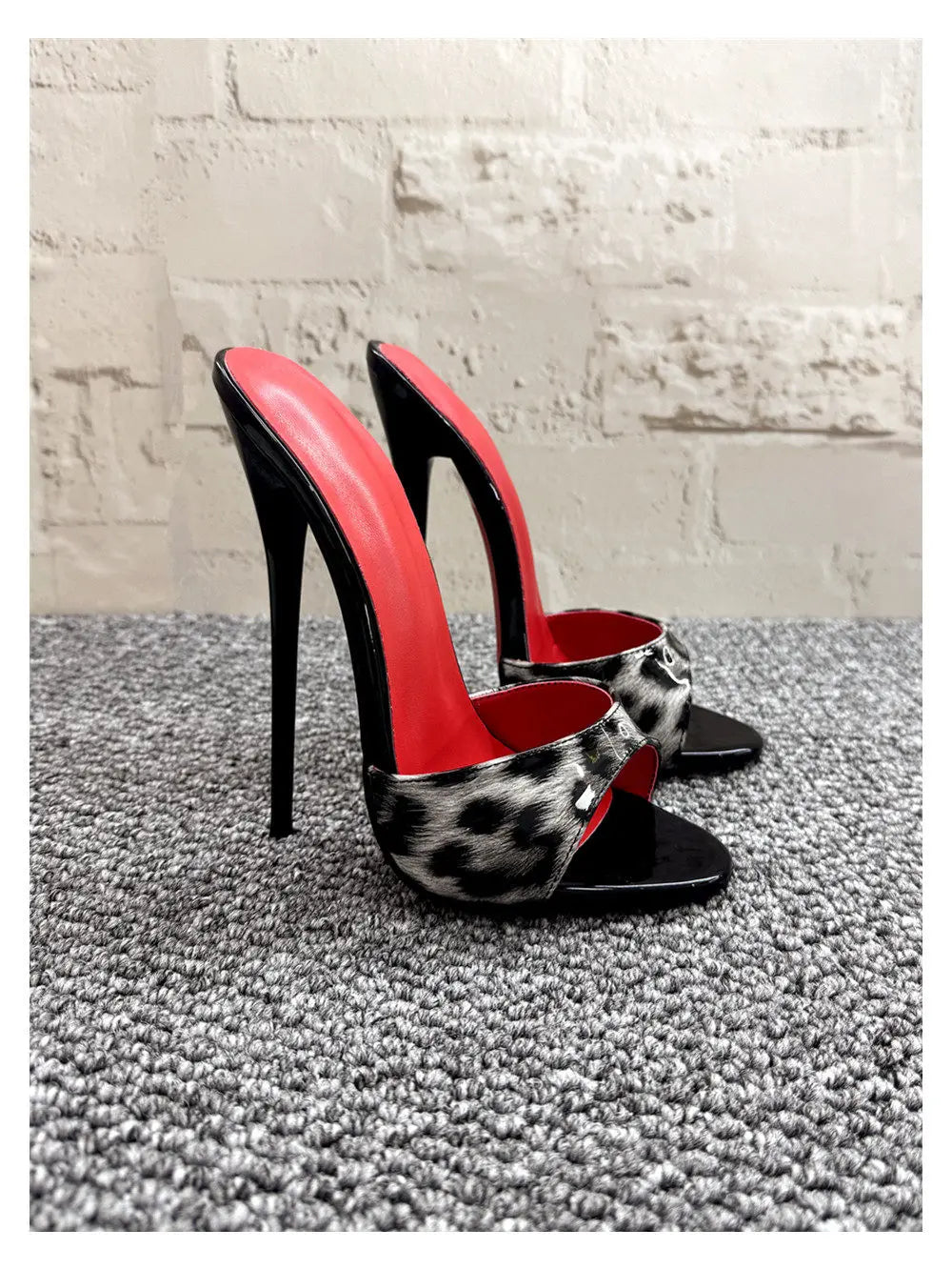 New 12cm fashionable high-heeled patent leather leopard print slippers with sexy open toed sandals, reversed size, 33-46