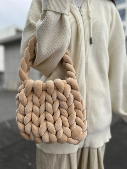 Velvet Bag DIY Hand Woven Bag Crystal Velvet Core Spun Yarn Woven Bag Hand-held Mailman Bag Velvet Handbag New
