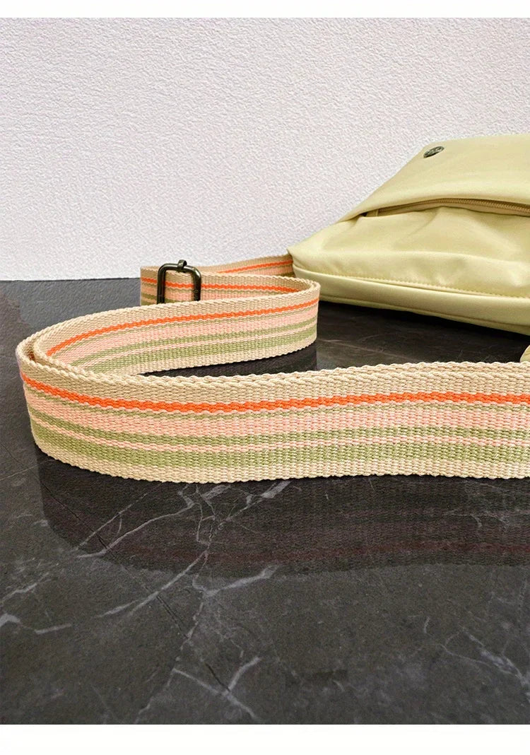 Ultra-light Nylon Crossbody Bag for Women Adjustable Wide Strap Lightweight Women's Bag Zipper Closure Stylish Messenger Bag