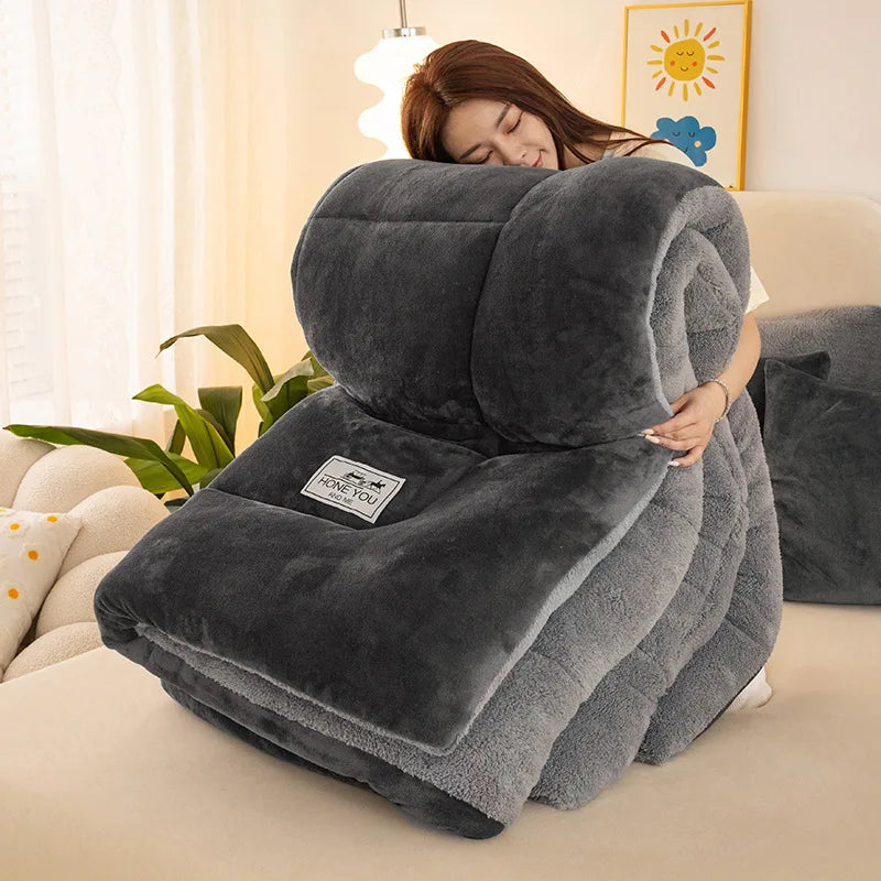 Winter Thick Coral Fleece Quilt Blanket Weighted Milk Velvet Snowflake Flannel Duvet Keep Warm Comforter for Student Dorm
