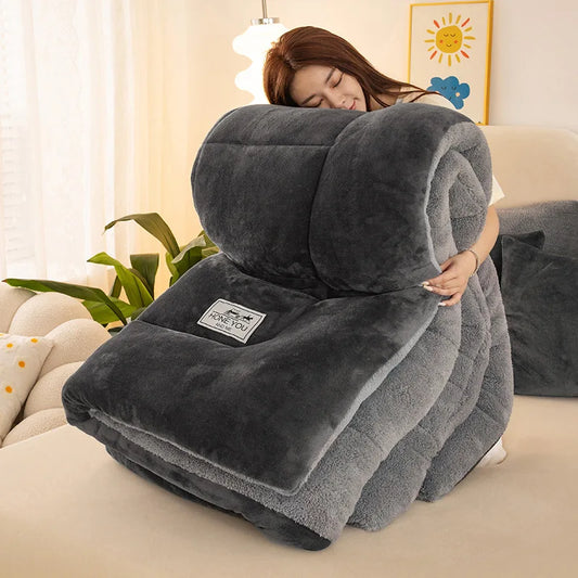 Winter Thick Coral Fleece Quilt Blanket Weighted Milk Velvet Snowflake Flannel Duvet Keep Warm Comforter for Student Dorm