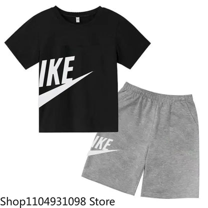 Fashion Sport 2Pcs Outfit, Printed Short Sleeve Tee and Shorts, Comfortable Summer Tracksuit for Boys Girls