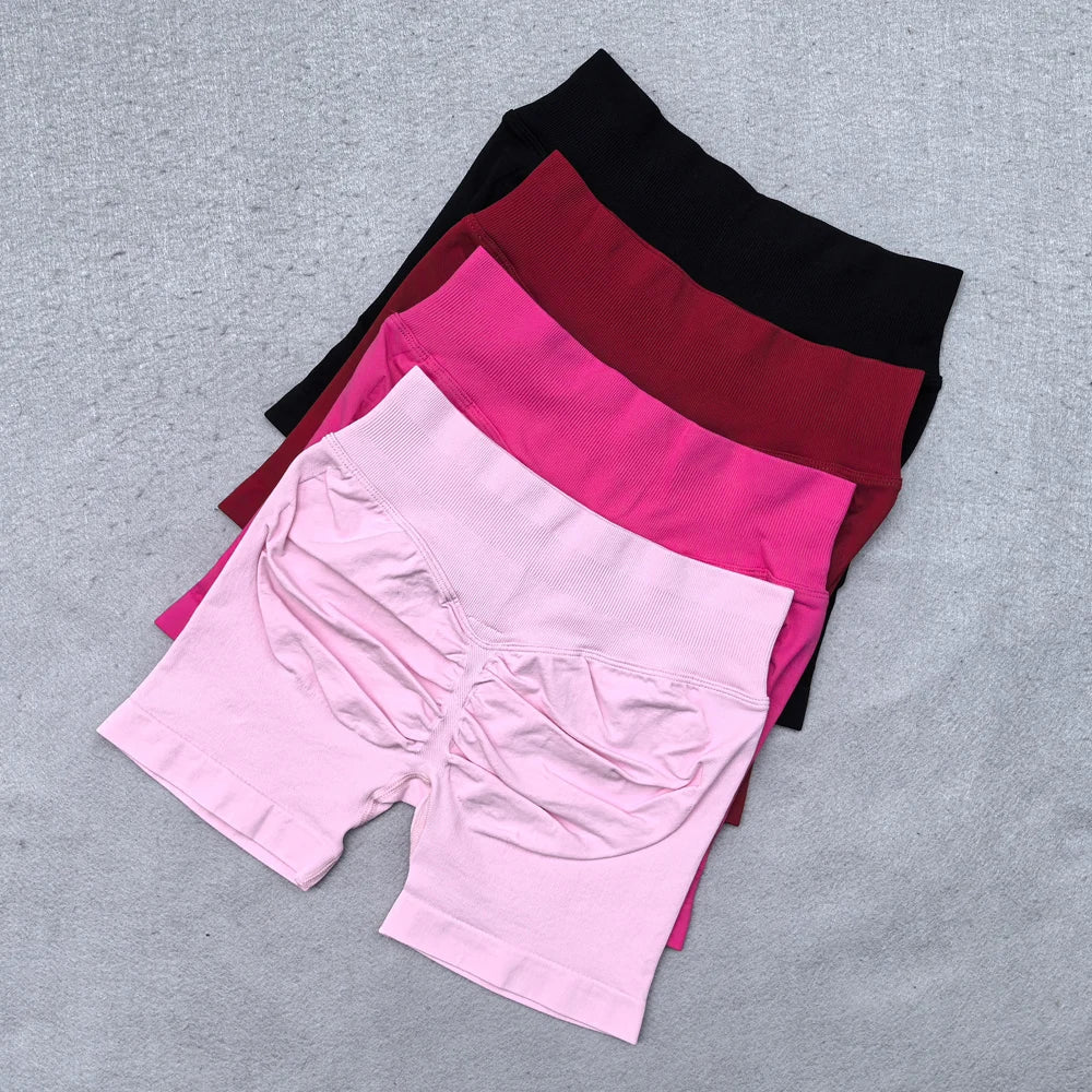 New Seamless Yoga Set Women 2Pcs Padded Halter Tank Top Scrunch Butt Lifting Gym Shorts Set Summer Sportswear Workout Clothes