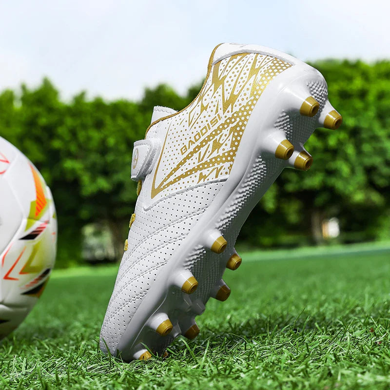 New Kid Soccer Shoes Match Non-Slip Professional Match Boys Outdoor Football Boots Comfortable Sneakers Sports Shoes Unisex