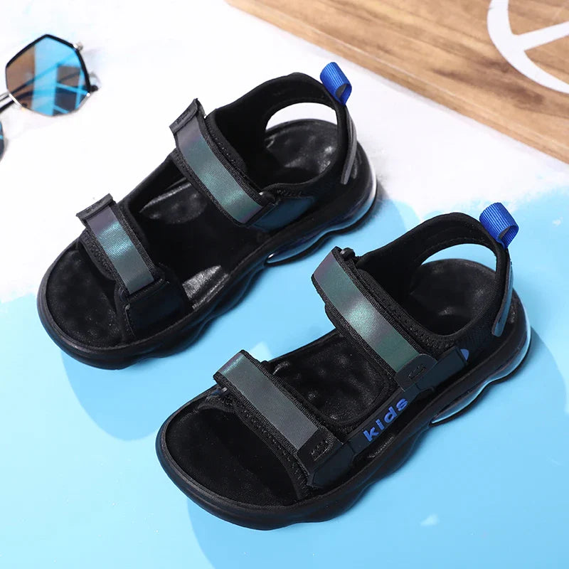 A pair of children's summer open-toe sandals, soft, breathable, wear-resistant flat shoes, sizes 32-42，KT-M-1916