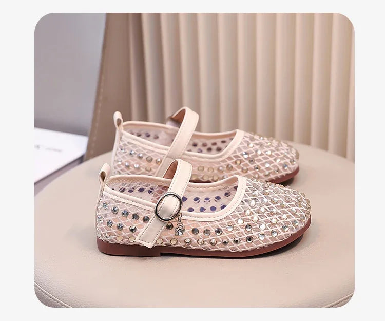 Summer Quick-Dry Mesh Kids Sandals for Girls Witn Sparkly Sequins Non-Slip Sole Cuts-outs Toddler Flats Beach Shoes Daily Wear