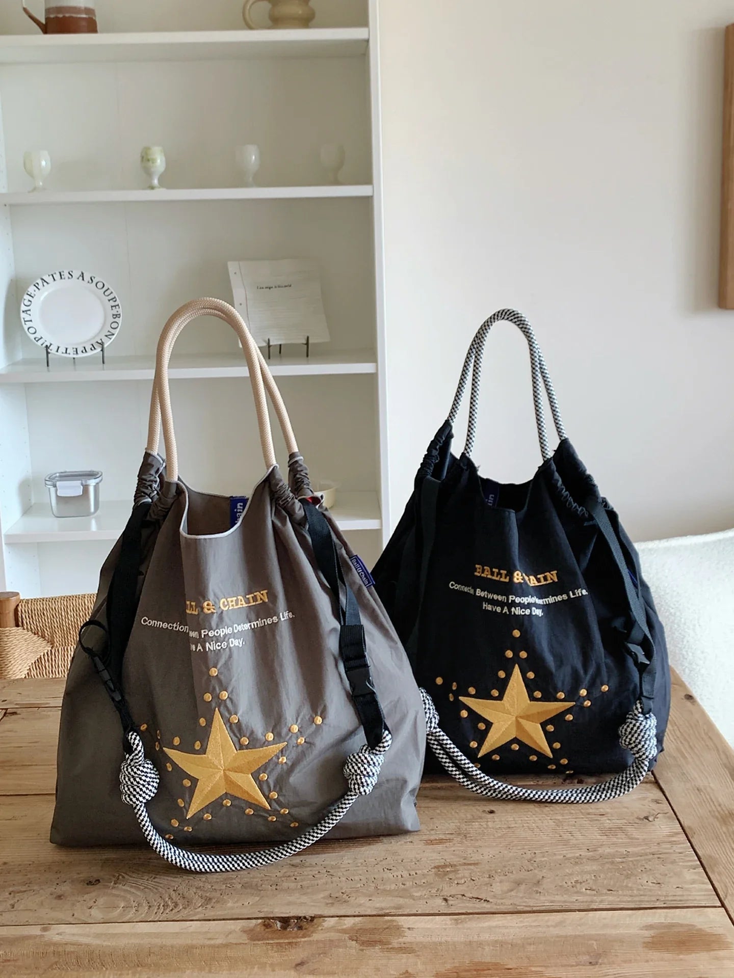 New Japanese-Style Embroidered Shopping Bag Y2K Style Large Five-Pointed Star Design Women's Shoulder Bag Lightweight Tote Bag Foldable Storage Suitable for Shopping Leisure Holiday Parties