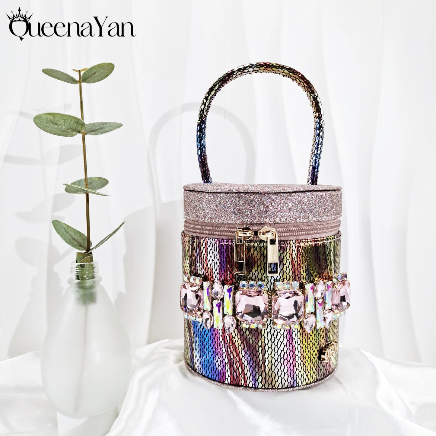 Fashionable New Gold Open Toe Women's Sandals with Matching Bucket Bag Set Perfect for Weddings and Parties