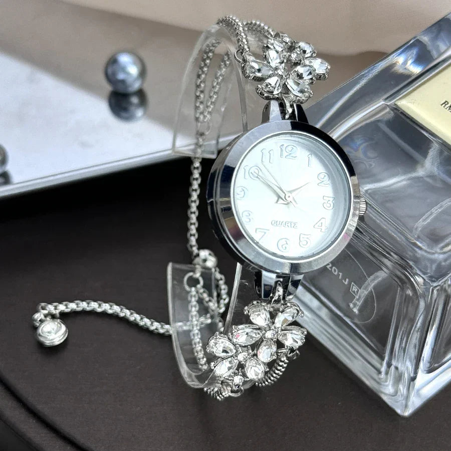 Live burst new diamond set flowers color diamond simple fashion pull bracelet watch women's watch