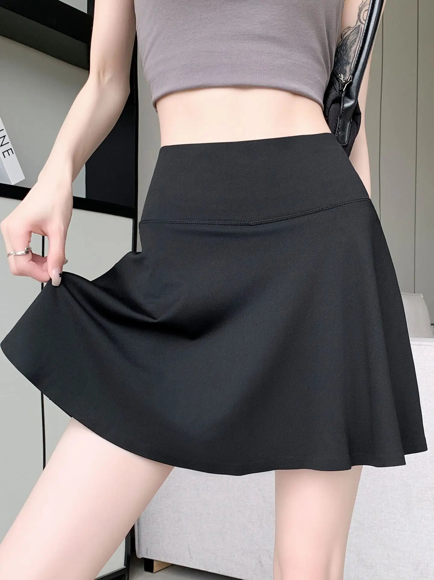 Women Summer Fake Two Pieces Sports Skirt Anti-Chafing Anti-Slip Tennis Badminton Yoga Skirt Pleated White Mini Skirt  Running