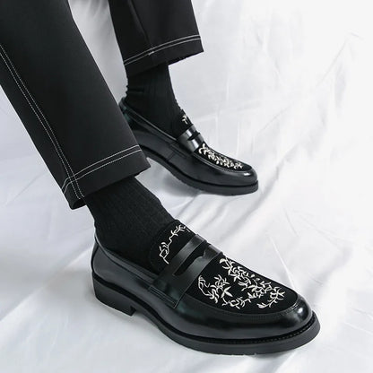 Green Embroidered Man Formal Shoes Autumn Men's Loafers Shoes High Quality Casual Leather Shoes for Men chaussure hommes cuir