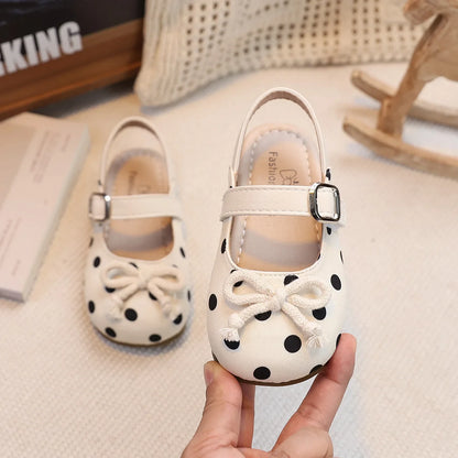 2026  Spring Autumn New Baby Shoes Cute Polka Dot Bow Girls Hollow Children's School Student Loafer Flats