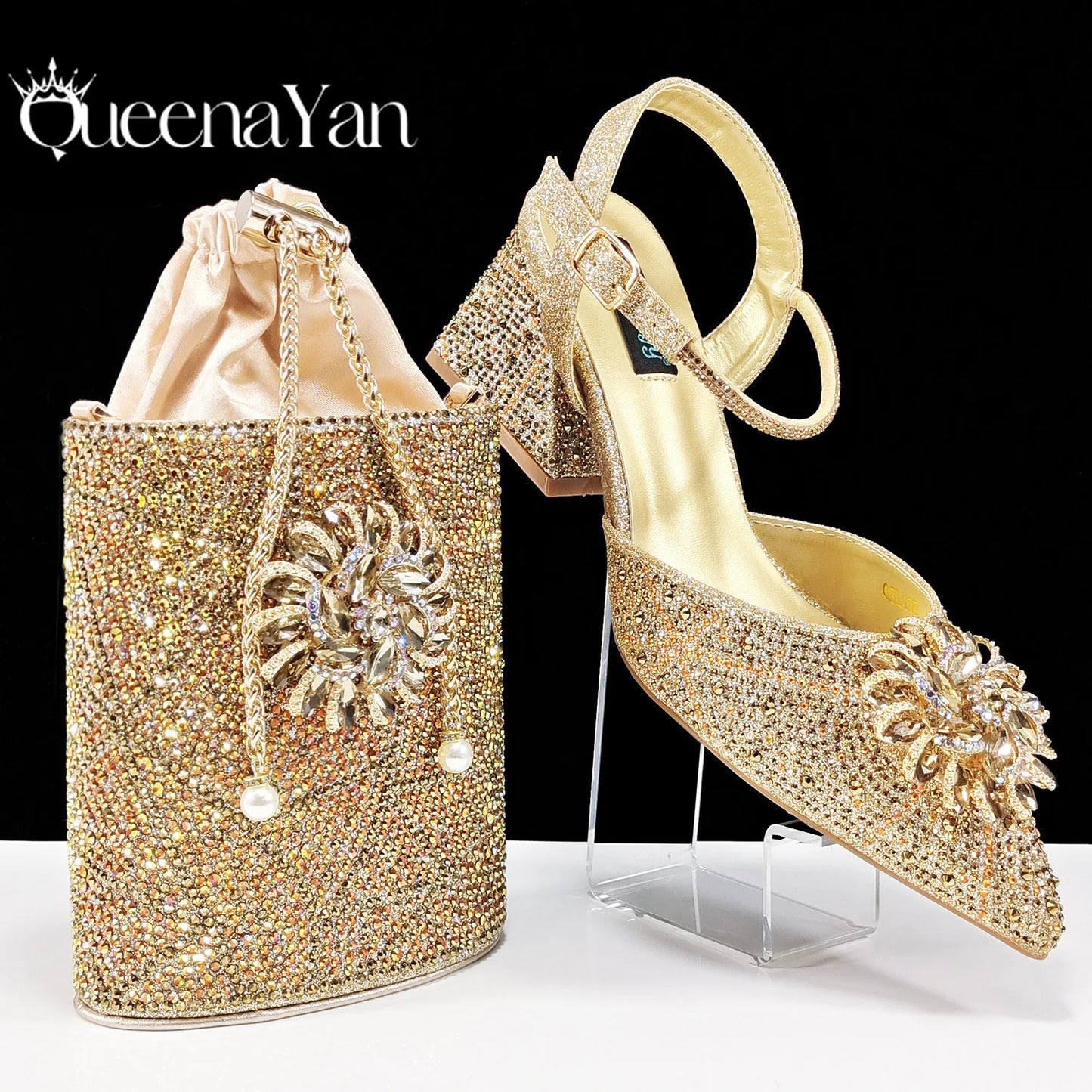 Ladies Elegant Pointed Toe Shoes with shiny Metal Stand Bag Women Party Shoes or Commuting Shoes and Bag Set
